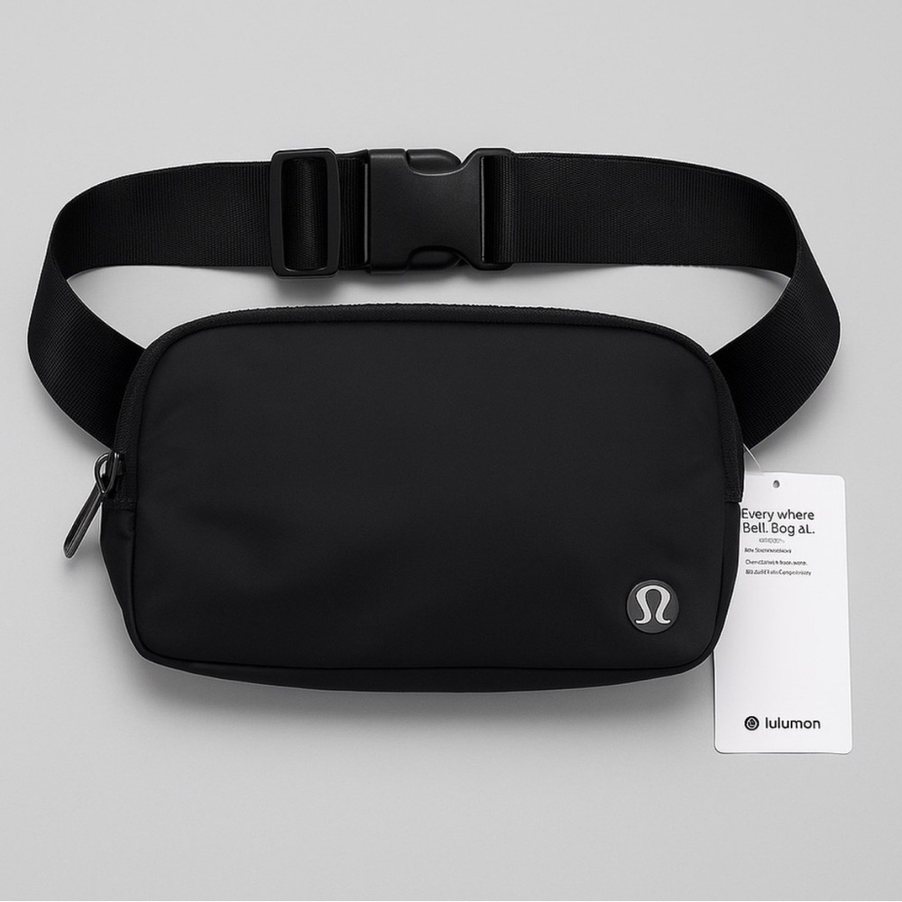 lululemon athletica Everywhere Belt Bag- Black